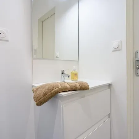 Le Niortais ~ Centre-ville ~ Balcon Apartment Niort