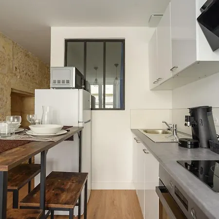 Le Niortais ~ Centre-ville ~ Balcon Apartment Niort